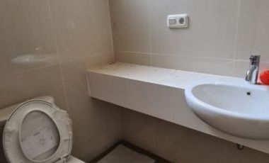 DISEWAKAN RUMAH BARU VICTORIA ALAM SUTERA DEKAT BINUS