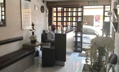 EN RENTA CONSULTORIOS A 2 CUADRAS DE CONSTITUYENTES