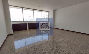 COD. 5262 - SE ARRIENDA OFICINA - BARRIO: CENTRO