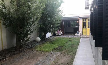 Casa PH en venta en Quilmes Oeste