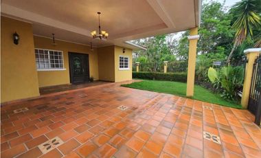 ALQUILER CASA SAN ANTONIO