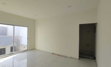 Casa en venta con alberca Fraccionamiento Palmas Green, Medellín, Ver.