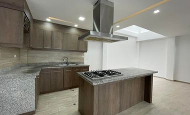 Vendo casa en la Urb. Colegio de Arquitectos