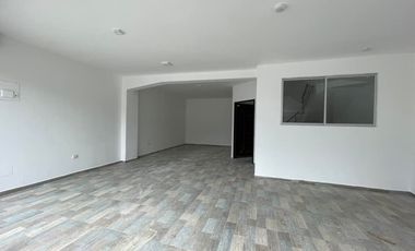 Vendo casa en la Urb. Colegio de Arquitectos