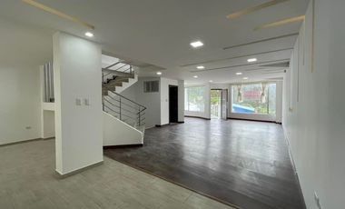 Vendo casa en la Urb. Colegio de Arquitectos