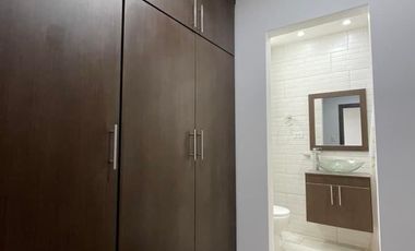 Vendo casa en la Urb. Colegio de Arquitectos