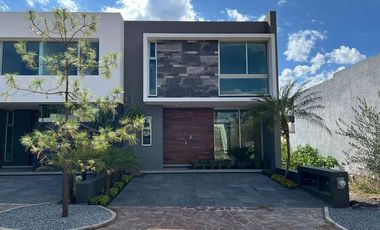 CASA EN VENTA EN EL OLIVAR ALTOZANO