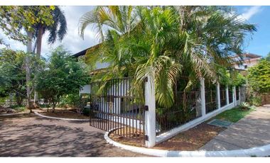 CASA EN CLAYTON 4 RECAMARAS + CBS