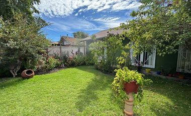 Casa en venta de 4D/2B + estar en Melipilla