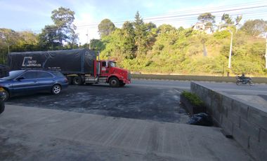 local en arriendo en guarne. Cod A214666