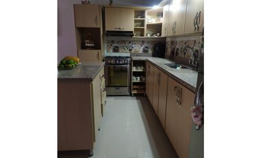 Se vende Finca en la via Armenia
