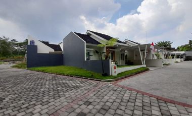 Rumah Modern Dijual 300 Jt-an di Prambanan Bisa KPR & Free Kanopi