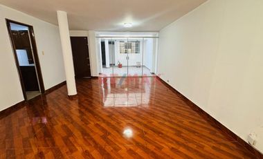 Venta De Casa 2 Pisos Urb Primavera