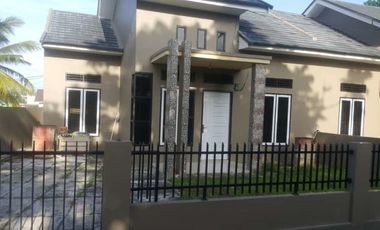 RUMAH SIAP HUNI DI JUAL CEPAT DI JL BUKIT BARISAN HARAPAN RAYA BONUS AC