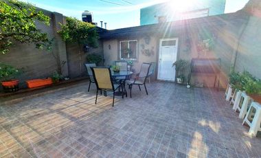 Casa PH en venta en Lanus Este