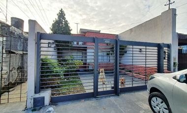 Casa PH en venta en Lanus Este