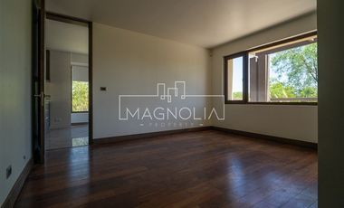 Casa en venta de 4 dorm. en Colina