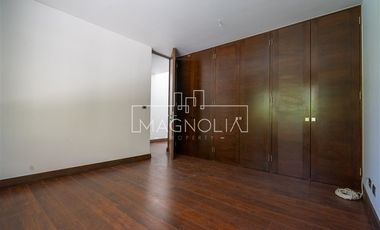Casa en venta de 4 dorm. en Colina