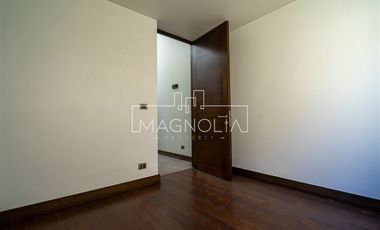 Casa en venta de 4 dorm. en Colina