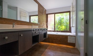 Casa en venta de 4 dorm. en Colina