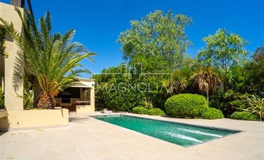 Casa en venta de 4 dorm. en Colina