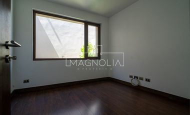Casa en venta de 4 dorm. en Colina