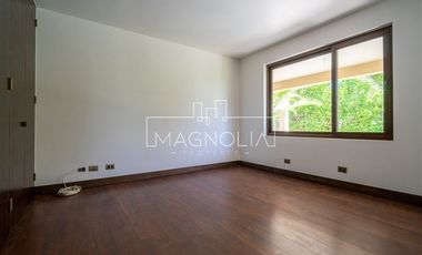 Casa en venta de 4 dorm. en Colina