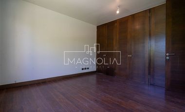 Casa en venta de 4 dorm. en Colina