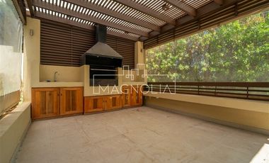 Casa en venta de 4 dorm. en Colina