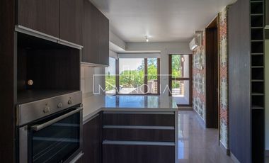Casa en venta de 4 dorm. en Colina
