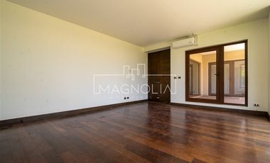 Casa en venta de 4 dorm. en Colina