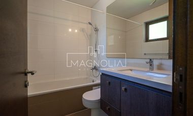 Casa en venta de 4 dorm. en Colina