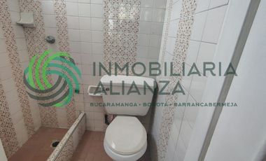 apartamento en arriendo en cabecera del llano. Cod A2046