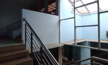 DISEWAKAN RUMAH 2 LANTAI STRATEGIS @ SAYAP RIAU MARTADINATA
