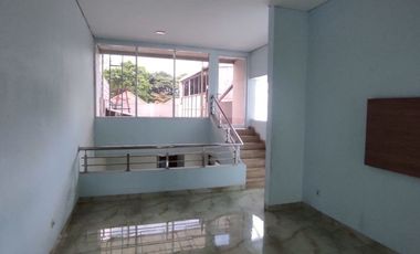 DISEWAKAN RUMAH 2 LANTAI STRATEGIS @ SAYAP RIAU MARTADINATA