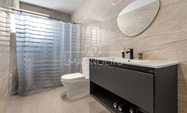 Casa en venta de 4 dorm. en Colina