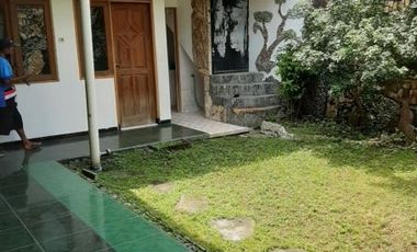 xyiwr.Rumah Jl Jemursari Siap Huni Hadap Utara Listrik 2200
