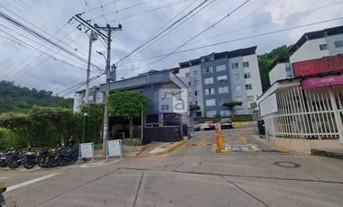 COD. 5373 - SE ARRIENDA APARTAMENTO - BARRIO:  BOSQUES DE LA FLORIDA