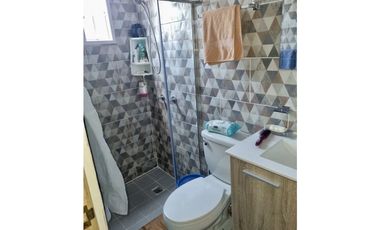 SE VENDE CASA REMODELADA EN CERRO VIENTO