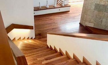 Casa en calle cerrada en Venta en Jardines del Pedregal