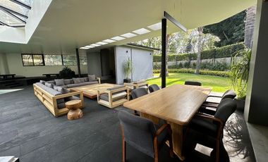 Casa en calle cerrada en Venta en Jardines del Pedregal