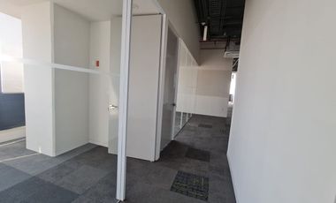 RENTA DE OFICINA COMERCIAL EN TORRE OMEGA ZONA DE ZAVALETA.
