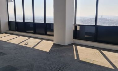 RENTA DE OFICINA COMERCIAL EN TORRE OMEGA ZONA DE ZAVALETA.