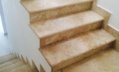 Casas en conjunto residencial en Boca del Rio a orilla del rio con alberca