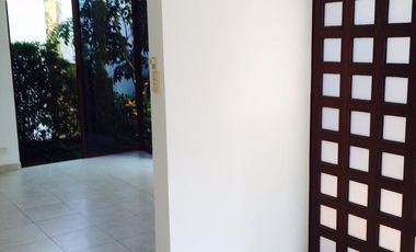 Casas en conjunto residencial en Boca del Rio a orilla del rio con alberca