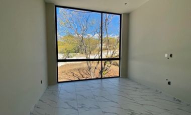 Casa en Fraccionamiento en Lomas de Atzingo Cuernavaca - ROQ-1189-Fr