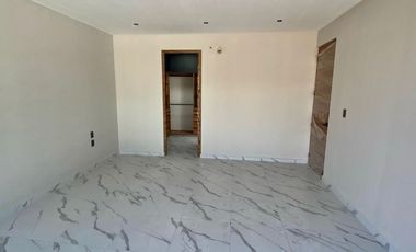 Casa en Fraccionamiento en Lomas de Atzingo Cuernavaca - ROQ-1189-Fr