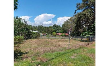 Sea Confiable Vende lote en La Chorrera (Alrededores de la Feria)