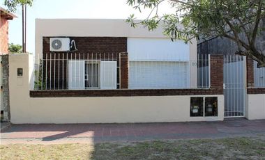 Casa en Villa Dominico