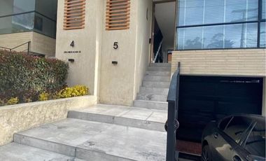 casa en venta en bosques de pinos. Cod V5059